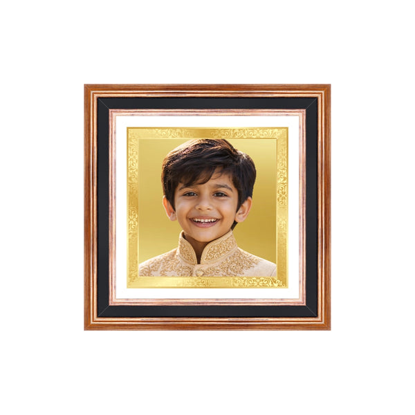 Portrait on Gold | Classic Grace Square