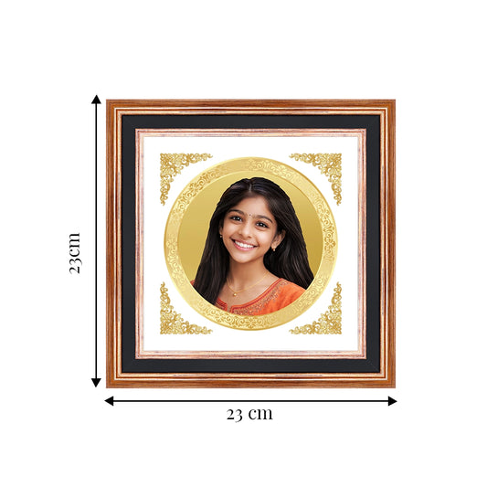 Portrait on Gold | Classic Grace Round