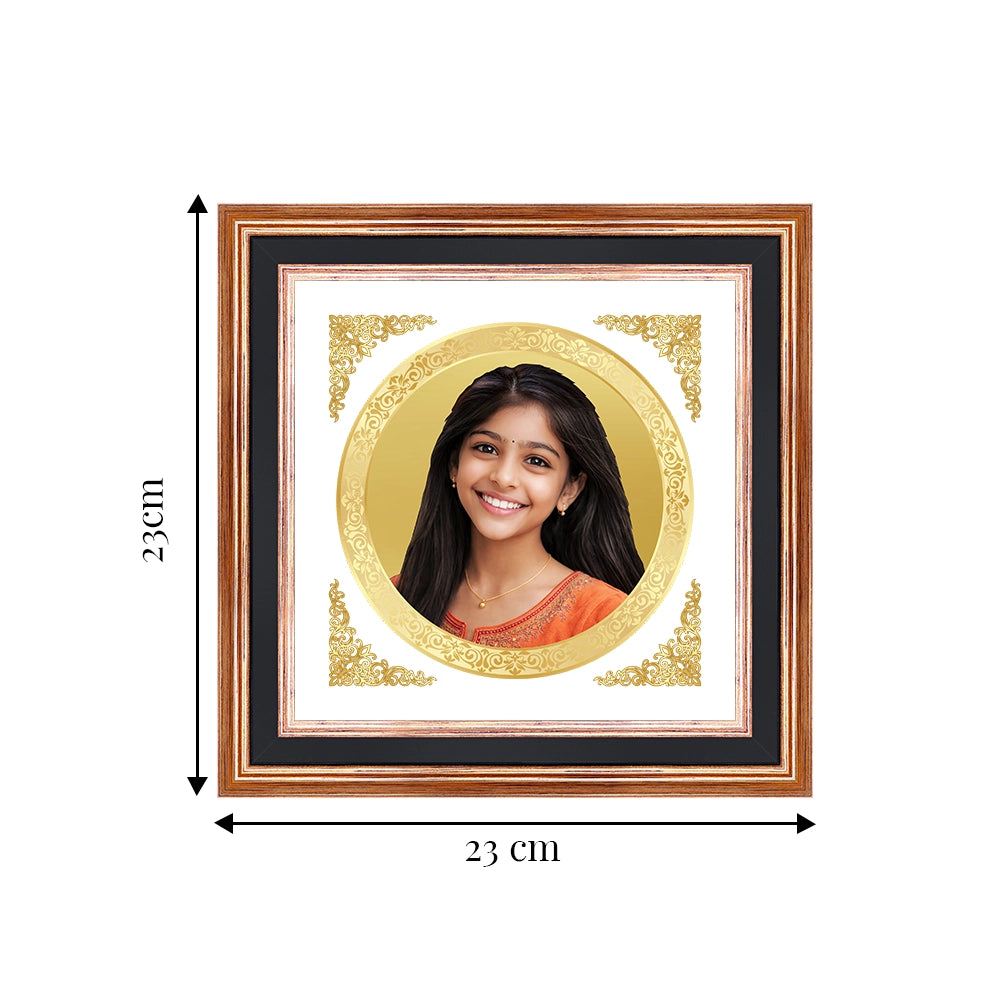 Portrait on Gold | Classic Grace Round