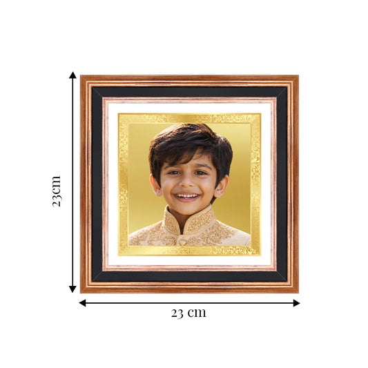 Portrait on Gold | Classic Grace Square