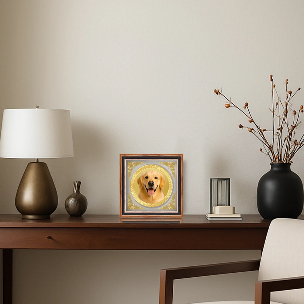 Portrait on Gold |Aurora Mini Round