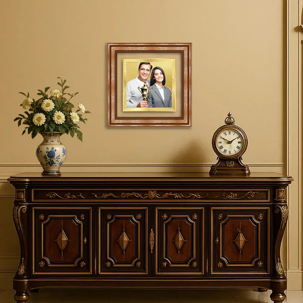 Portrait on Gold | Immortalise Your Petite Luxe Square Photo Frame in 24K Gold
