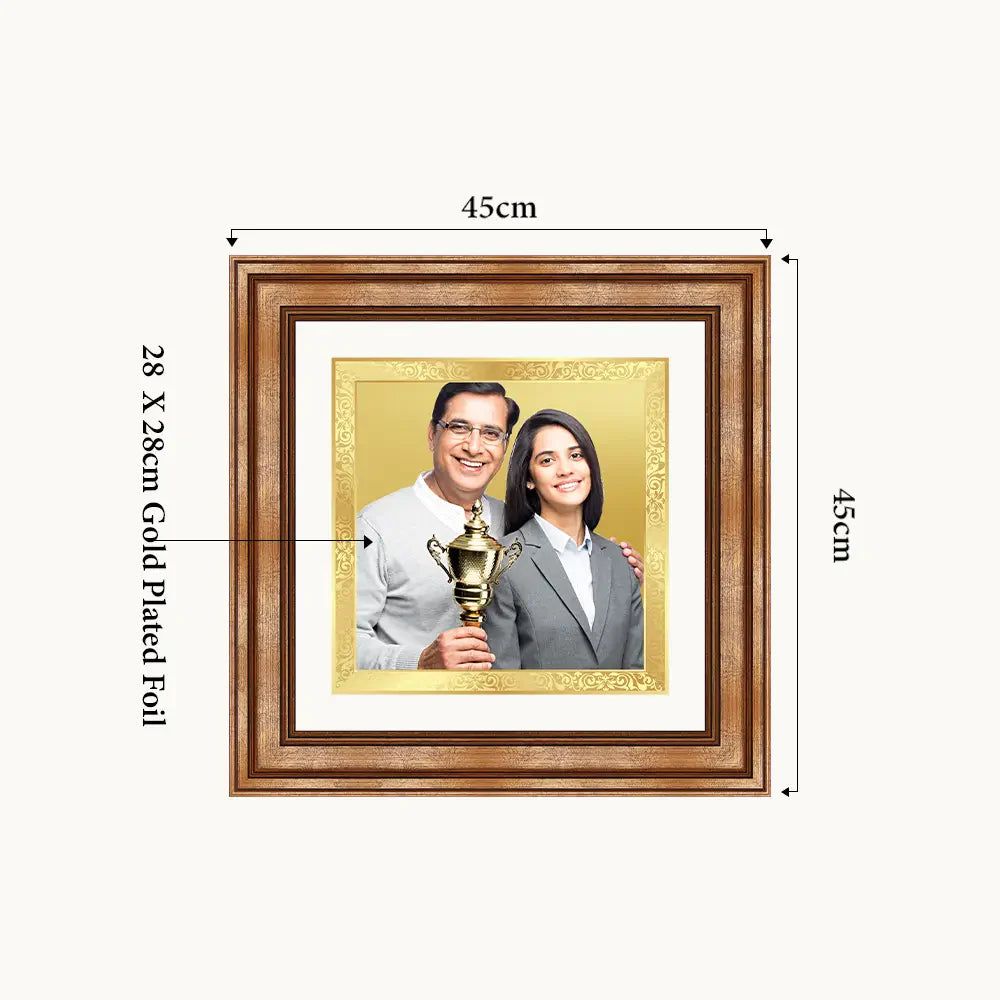 Portrait on Gold | Immortalise Your Petite Luxe Square Photo Frame in 24K Gold